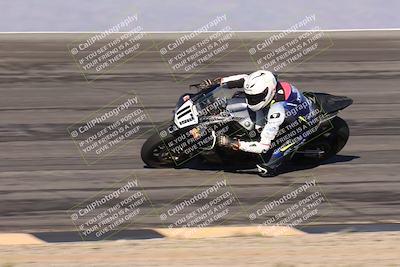 media/Jan-16-2026-CVMA Friday Practice (Fri) [[6f2bf47531]]/3-Racer 2/Session 2 Bowl Entry Pans/